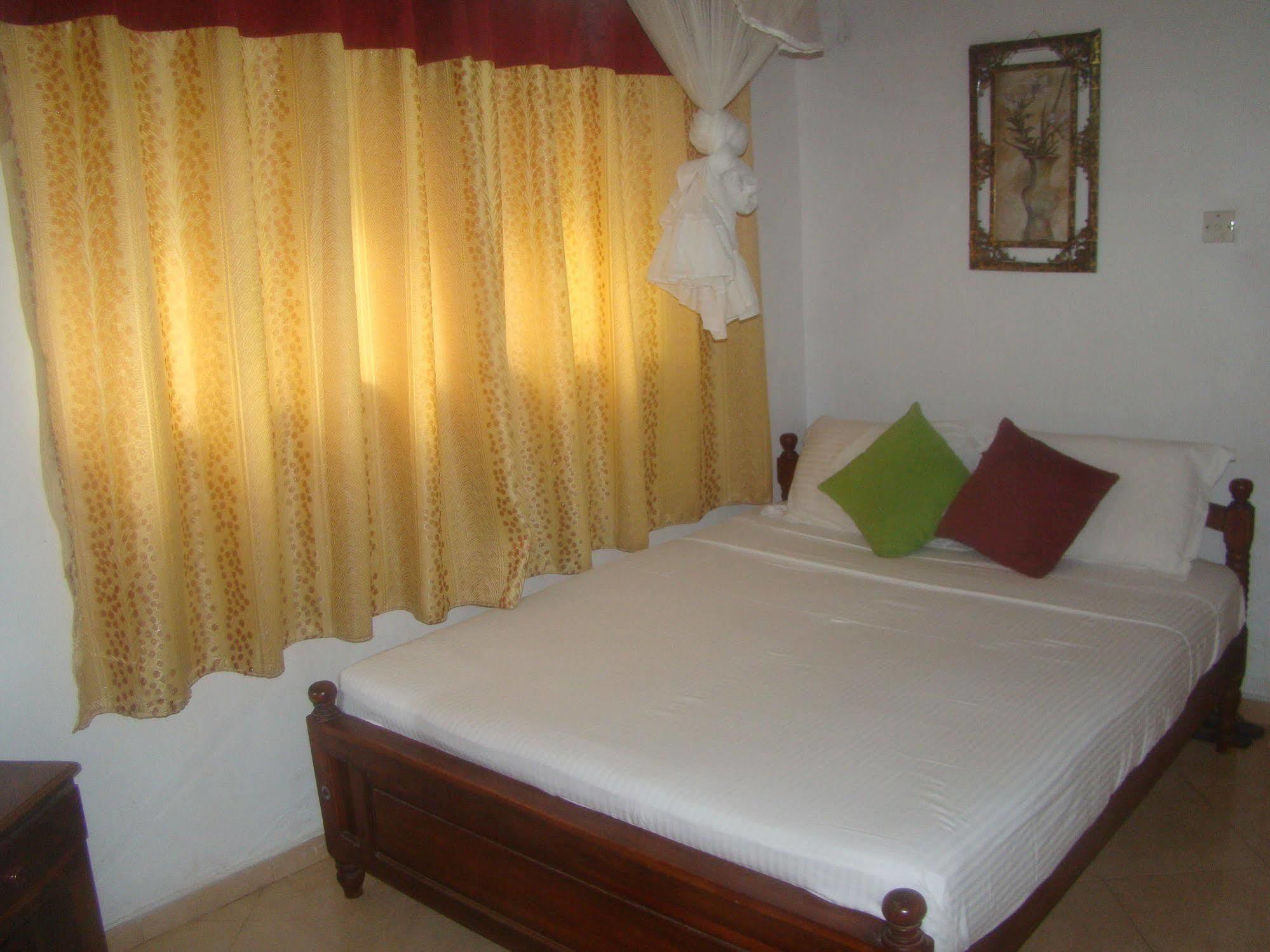 Pinidiya Resort Anuradhapura Exterior foto
